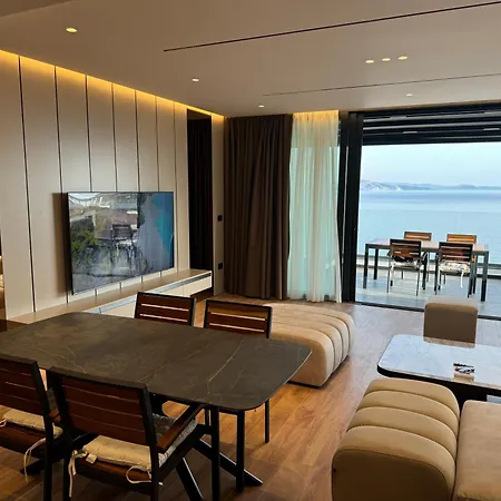 Santi Luxury Apartment Sarandë